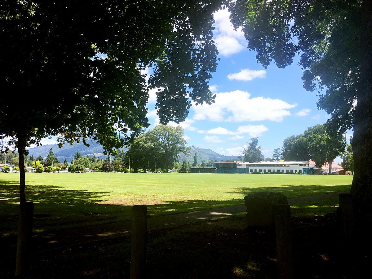 Rotorua City Center Holiday House Exteriör bild
